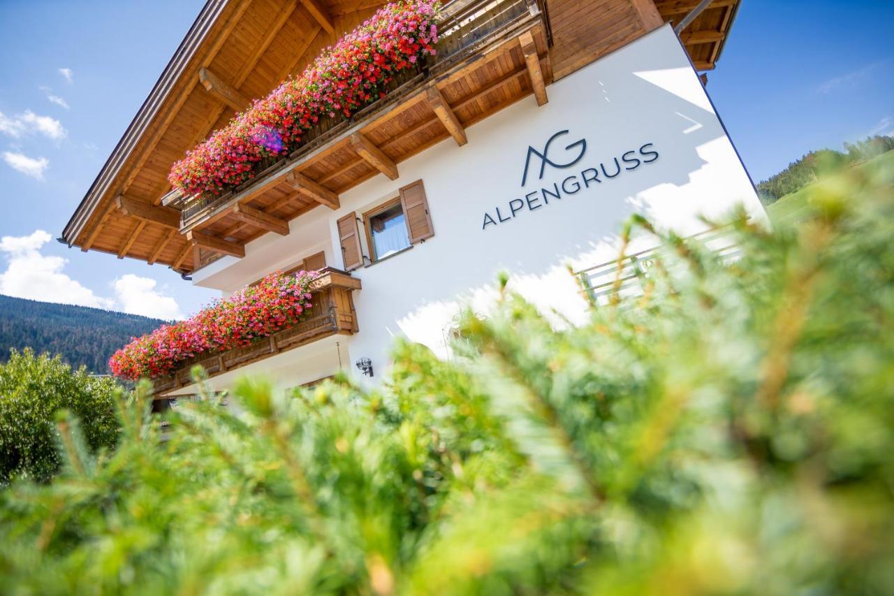 Alpengruss Lägenhet Innichen Exteriör bild